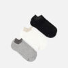 Conjunto de 3 pares de meias para mulher