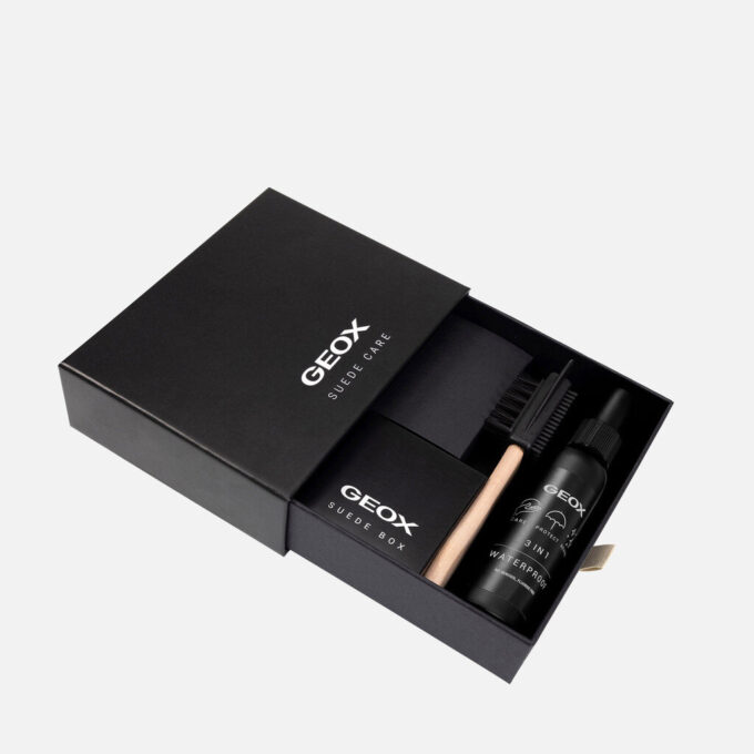 Kit específico para cuidados com camurça