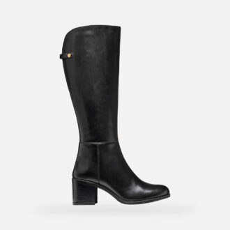 Nova Asheel Woman